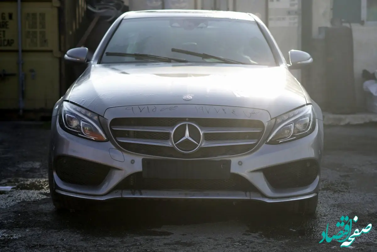 آغاز عرضه خودروی سواری برای نخستین بار در حراج خرده فروشی اموال تملیکی