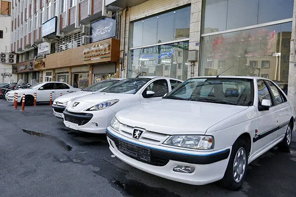 عبور قیمت پژوپارس از مرز یک میلیارد تومان / جدیدترین قیمت سمند، شاهین، کوییک، ساینا و دنا + جدول