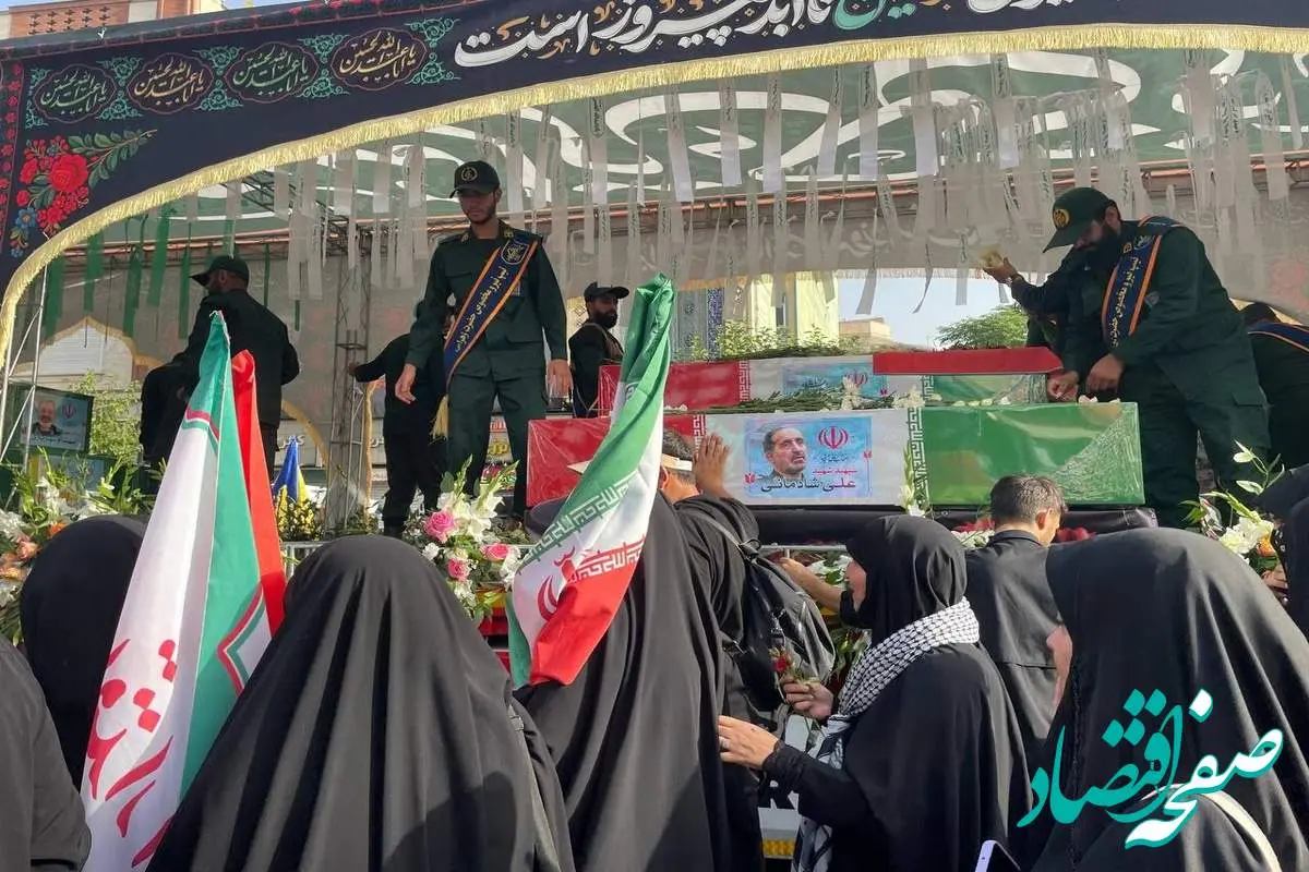 اخبار لحظه به لحظه از مراسم تشییع پیکر شهدای حمله اسرائیل به ایران امروز شنبه ۷ تیر ماه ۱۴۰۴ / از سردار قاآنی تا پزشکیان و قالیباف