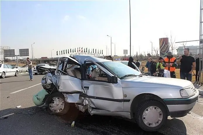 تصادف ۵۰ دستگاه خودرو در آزادراه کرج _ قزوین