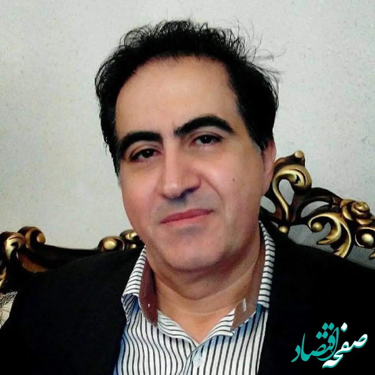 کسی نیست ما را از اینجا ببرد