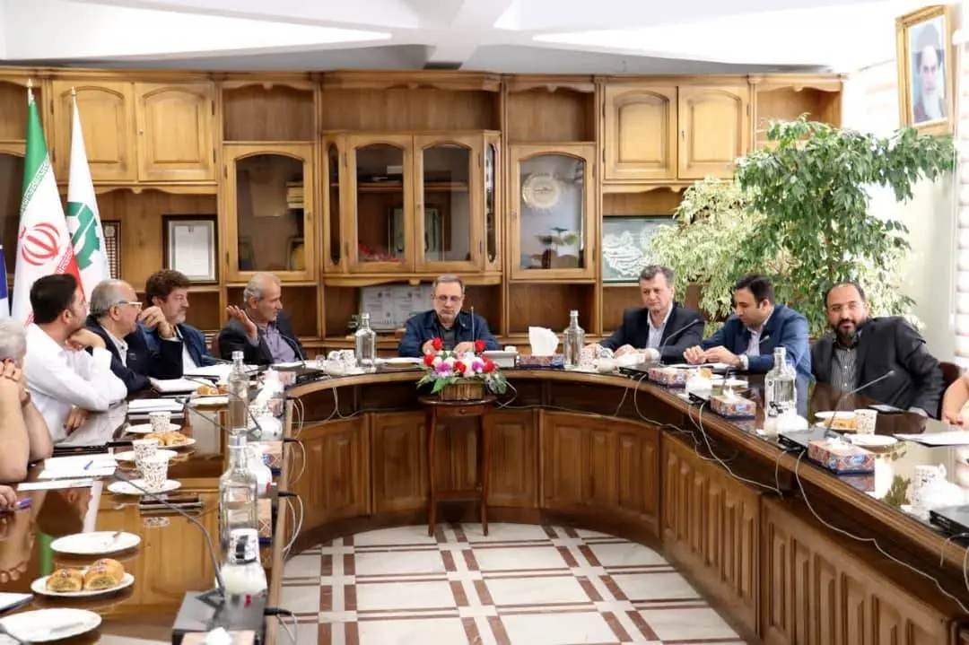 دیدار سرپرست ماشین‌سازی تبریز با نمایندگان فروش برای تقویت شبکه فروش و توسعه بازار