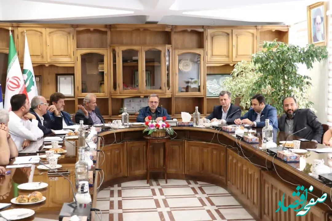 دیدار سرپرست ماشین‌سازی تبریز با نمایندگان فروش برای تقویت شبکه فروش و توسعه بازار
