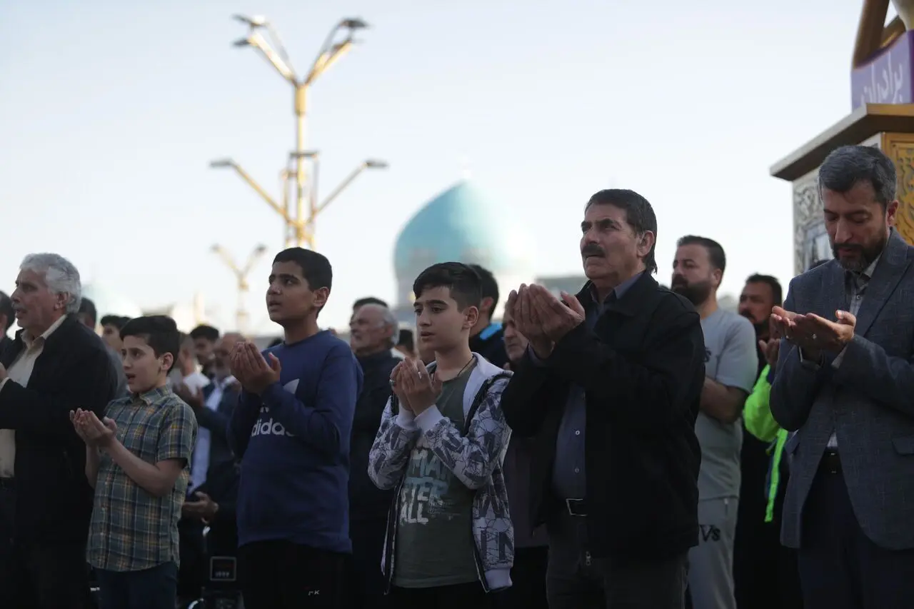 برنامه‌ های نماز عید سعید فطر در حرم امام رضا 