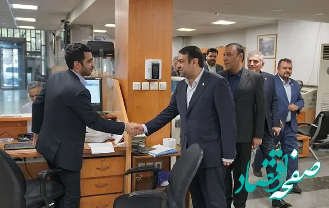 نجارزاده: استمرار خدمات بانکی و درگاه های غیرحضوری بانک ملی ایران در سراسر کشور