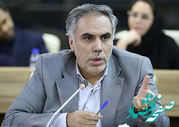 منابع صنعت بیمه باید به سمت تولید هدایت شود