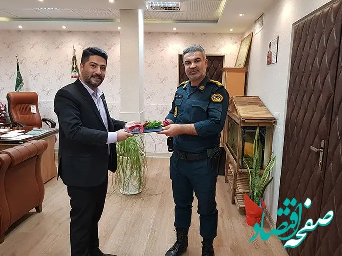 تقدیر بیمه دانا از فرماندهان نیروی انتظامی شاهرود