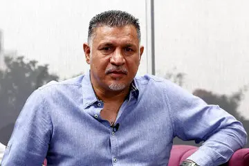 تصویری از یک خواننده زیر زمینی در آغوش علی دایی + عکس