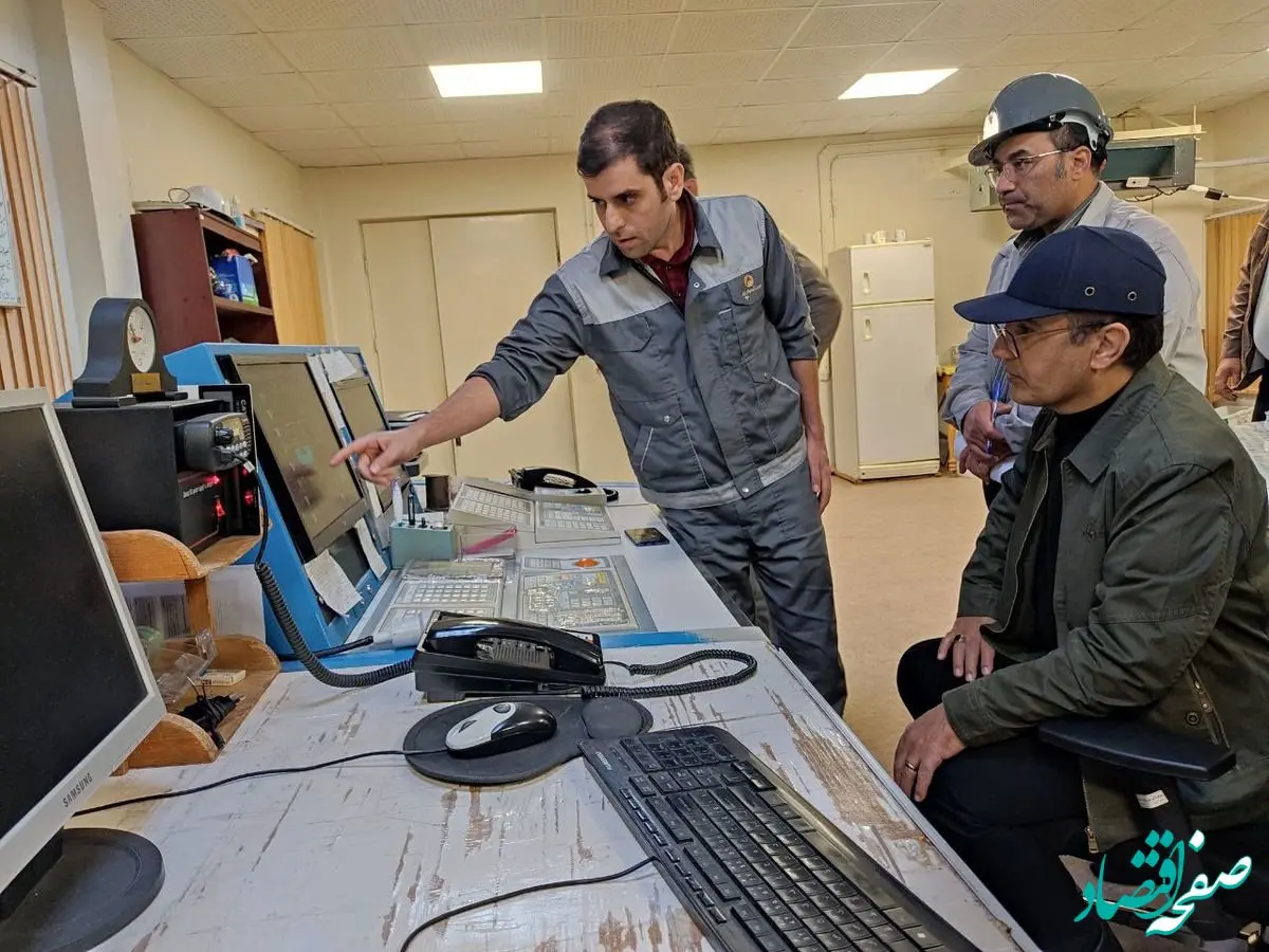 بازدید شبانه سرپرست شرکت آلومینای ایران به همراه مدیر روابط عمومی از واحد‌های عملیاتی شرکت