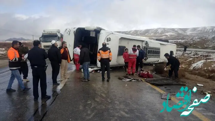 واژگونی وحشتناک اتوبوس در مشگین‌شهر