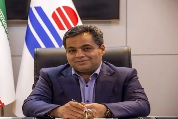 اقتصاد را با دستور نمیتوان کنترل و اصلاح کرد/سیاستهای اشتباه صادراتی به تنهایی بزرگترین تنبیه تولیدکنندگان به شمار میآیند