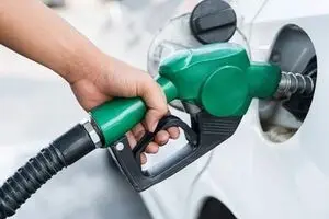 بنزین؛ اصلاح قیمت یا آزمون تاب‌آوری اجتماعی؟