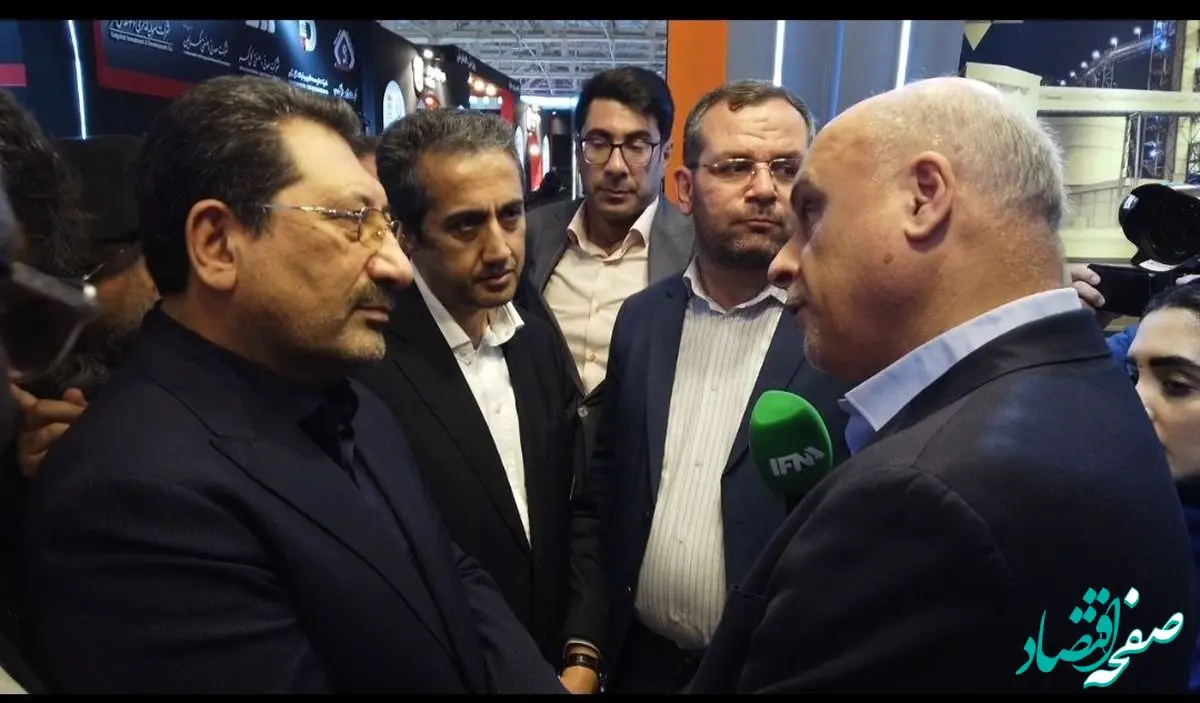 بازدید وزیر صنعت،معدن و تجارت از غرفه شرکت آلومینای ایران در نمایشگاه اکسپو ۲۰۲۵