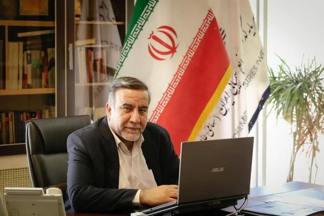 پیام داریوش امانی مدیرعامل هلدینگ سرمایهگذاری صنایع شیمیایی ایران به مناسبت اقدام خبیثانه رژیم صهیونیستی و شهادت جمعی از سرداران ، دانشمندان و مردم عزیز ایران اسلامی