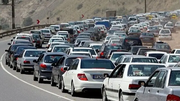 از ترافیک سنگین در جاده‌های شمال تا مسدود شدن کندوان 