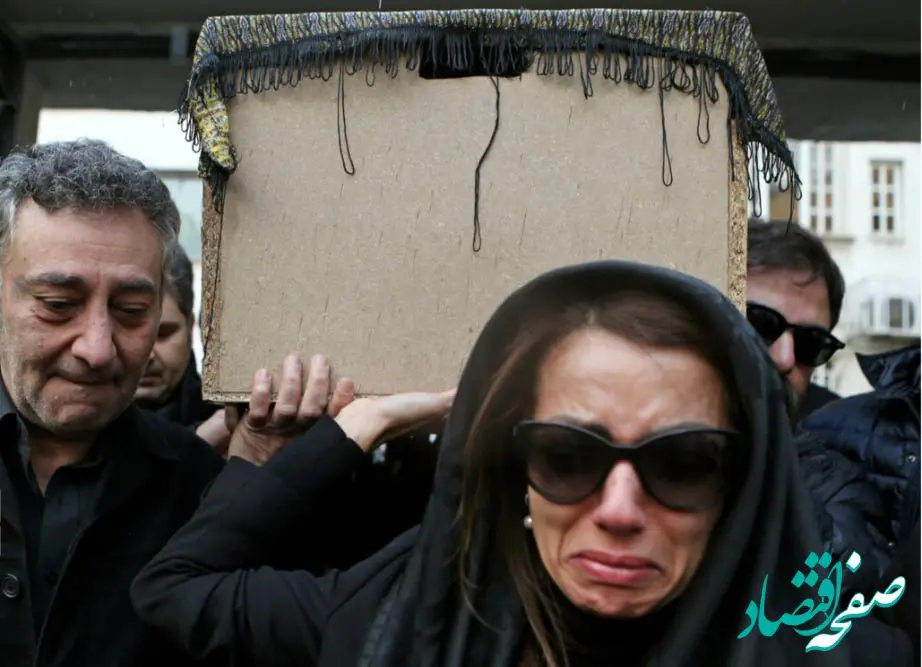 متن یادداشت کنایه آمیز دختر بیتا فرهی در فراغ مادر