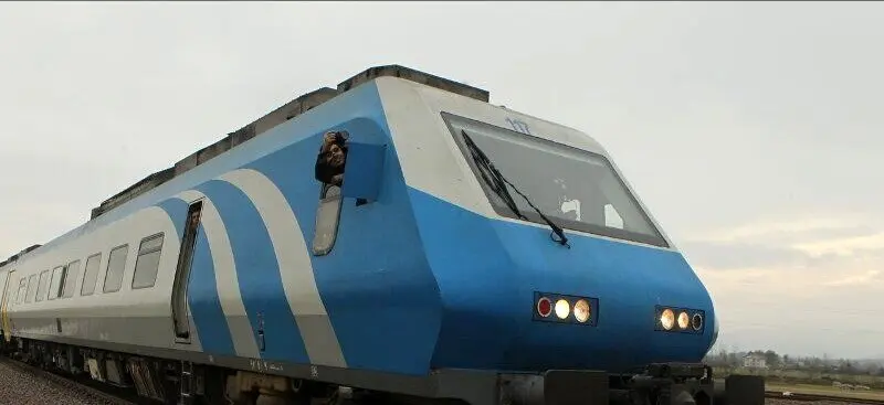 از حرکت قطار ساری به کرمانشاه برای اولین بار تا آغاز پیش فروش مرحله سوم بلیت‌های قطار ویژه اربعین 1402