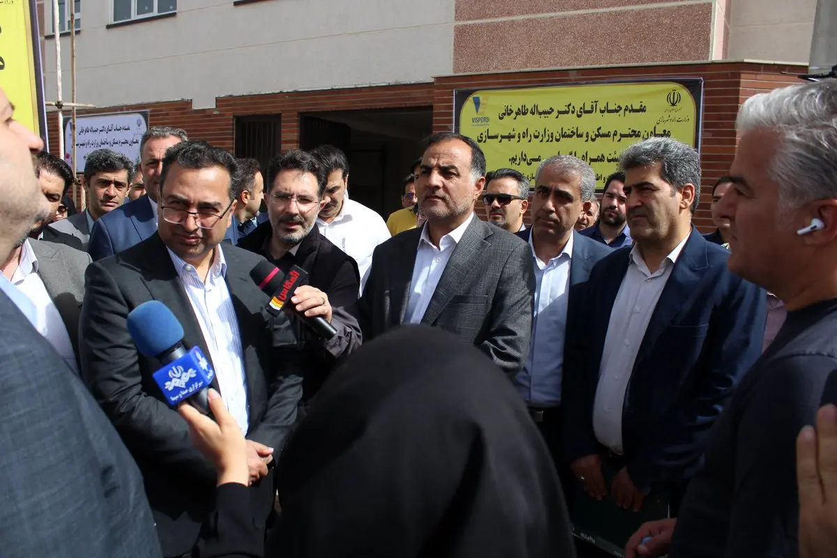 همراهی و تعامل وزارت راه و شهرسازی و بانک مسکن در طرح نهضت ملی مسکن/درخشش بانک مسکن در طرح نهضت ملی با راهبری وزارت راه و شهرسازی/بانک مسکن پرچمدار طرح نهضت ملی در استان قزوین