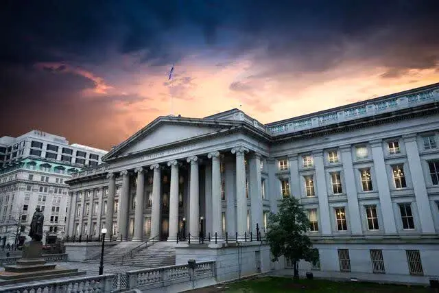 اقدام جدید آمریکا علیه ایران | همکاری‌های ایران با ونزوئلا... 