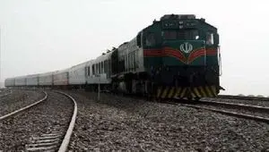 خبر فوری؛ قطار مسافری تهران-کرمان از ریل خارج شد