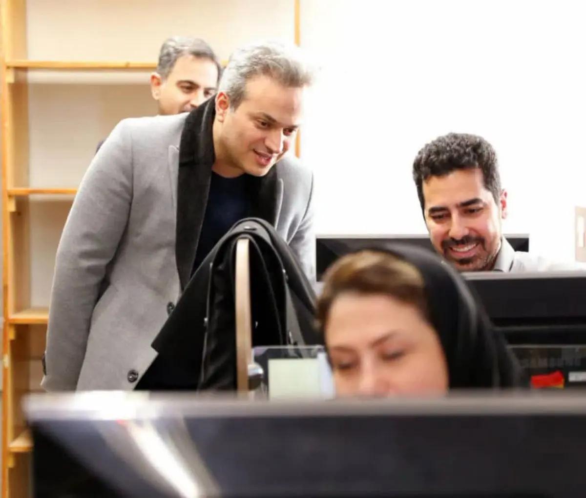 بازدید بهشتی نژاد از محل برگزاری دومین مرحله مسابقه علمی سرآمدان بیمه سرمد در تهران