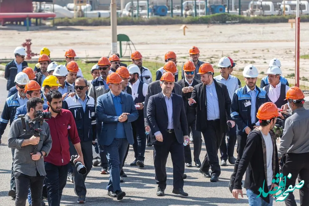 بازدید دکتر بابک افقهی مدیر عامل شرکت سرمایه گذاری نفت ،گاز و پتروشیمی تامین ( تاپیکو ) به همراه مدیر عامل شستا