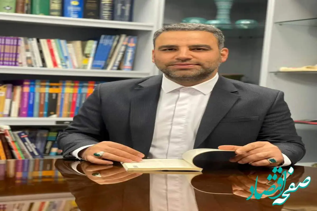میرزایی قلعه: حکمرانی جزیره‌ای و ضعف دیپلماسی، مهم‌ترین موانع توسعه گردشگری ایران