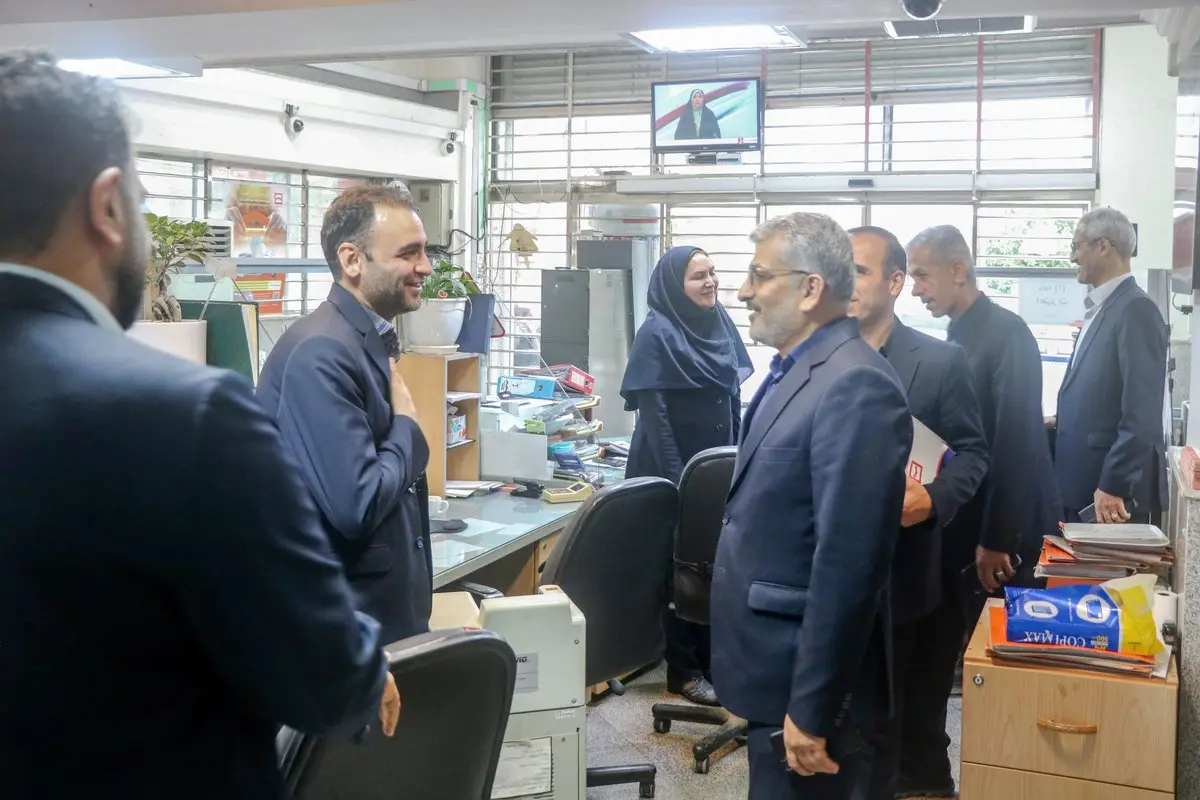 نقش حرفه‌ای‌گری و پاسخ‌گویی مناسب در رشد و پویایی بانک