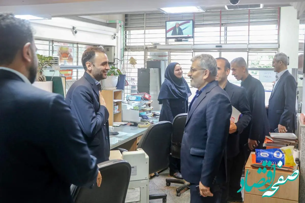 نقش حرفهایگری و پاسخگویی مناسب در رشد و پویایی بانک