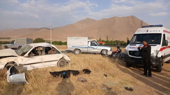 واژگونی  خودرو در جاده شازند چند فوتی و مصدوم بر جای گذاشت؟ 