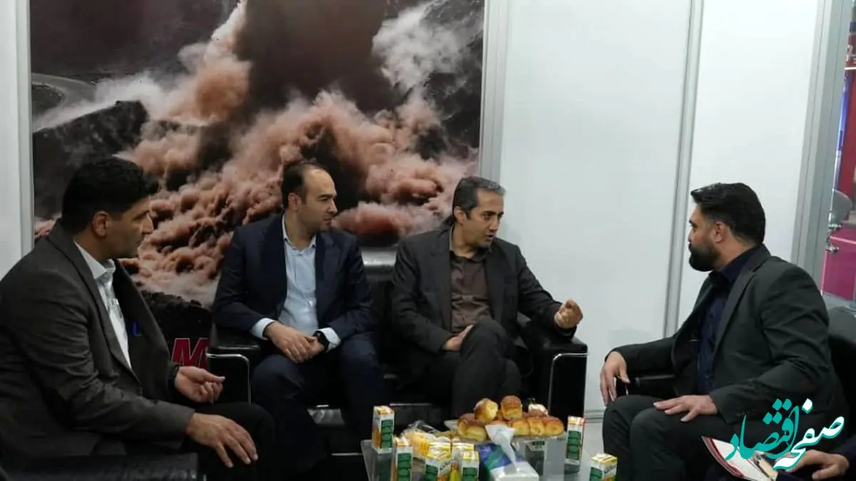 با حضور رئیس هیات عامل ایمیدرو و استاندار همدان انجام شد؛بازدید آقاجانلو و ملانوری از غرفه ایمپاسکو و ایمیدرو در نمایشگاه تخصصی معدن غرب کشور