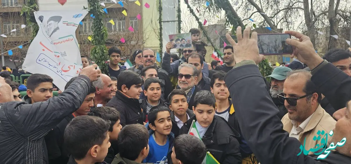 گزارش تصویری حضور پرشور مردم انقلابی در راهپیمایی ۲۲ بهمن ۱۴۰۴