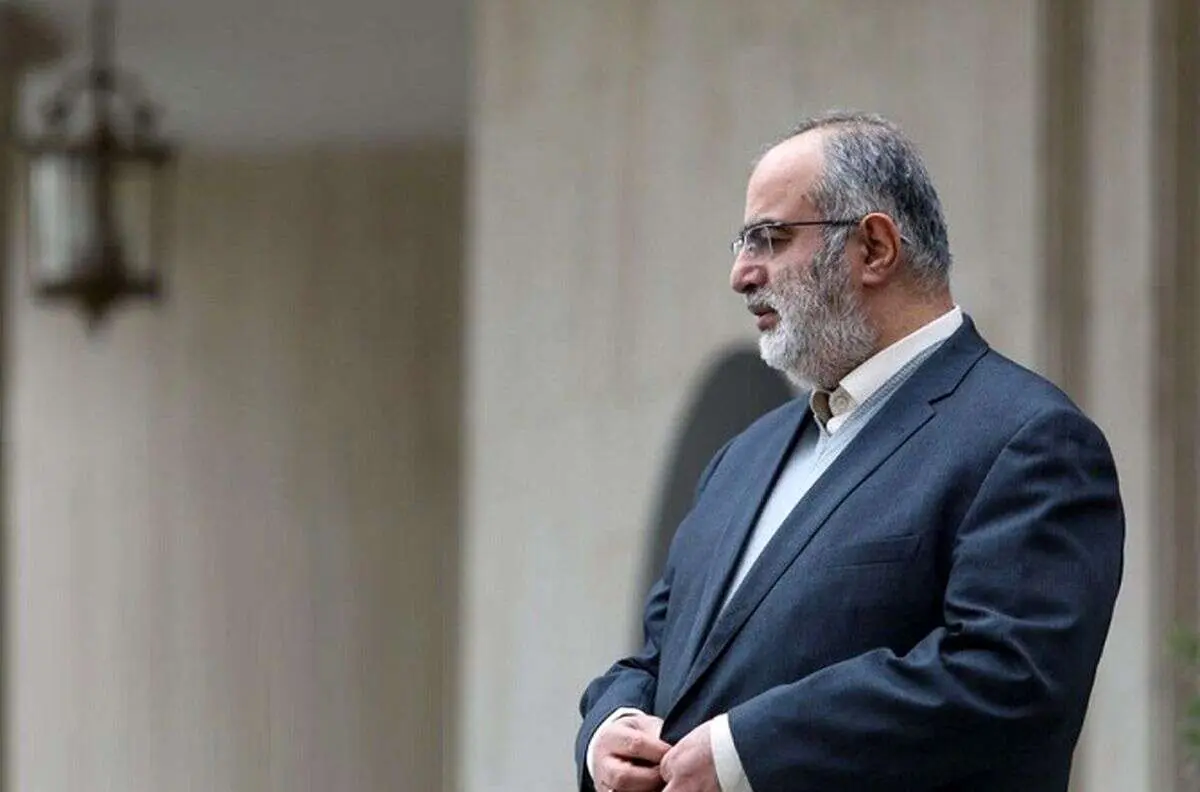 یک واکنش جنجالی از آشنا به حمایت رهبر انقلاب از دولت رئیسی خبرساز شد
