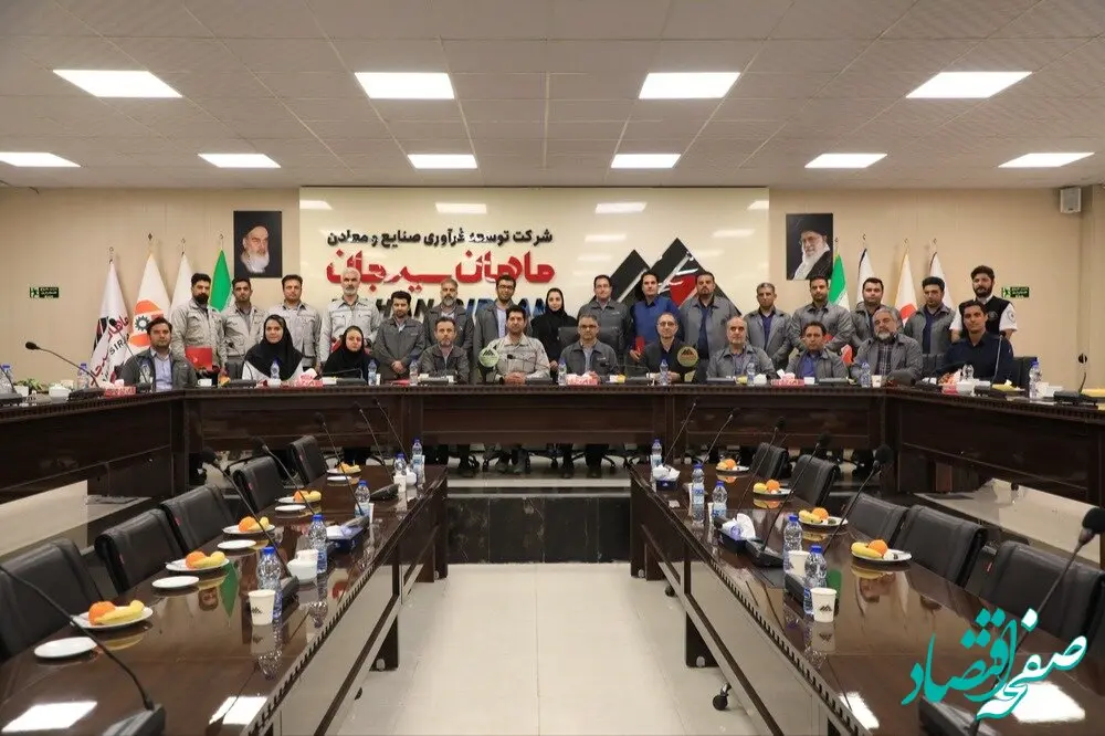 تجلیل از پرسنل برتر HSE پیمانکاران ماهان سیرجان