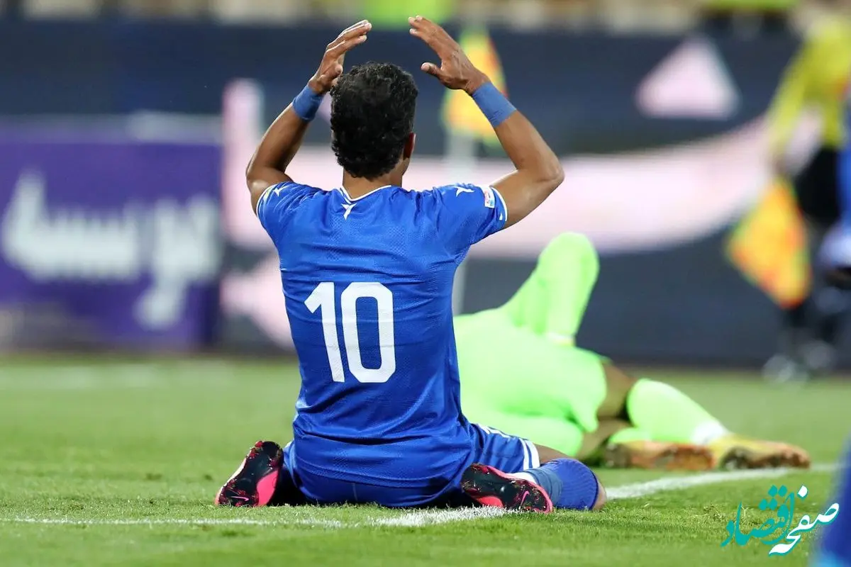 ساعت و لینک پخش بازی های مهم امروز جمعه ۱۵ فروردین ۱۴۰۴ | ساعت و لینک مستقیم بازی استقلال و تراکتور امروز جمعه ۱۵ فروردین ۱۴۰۴