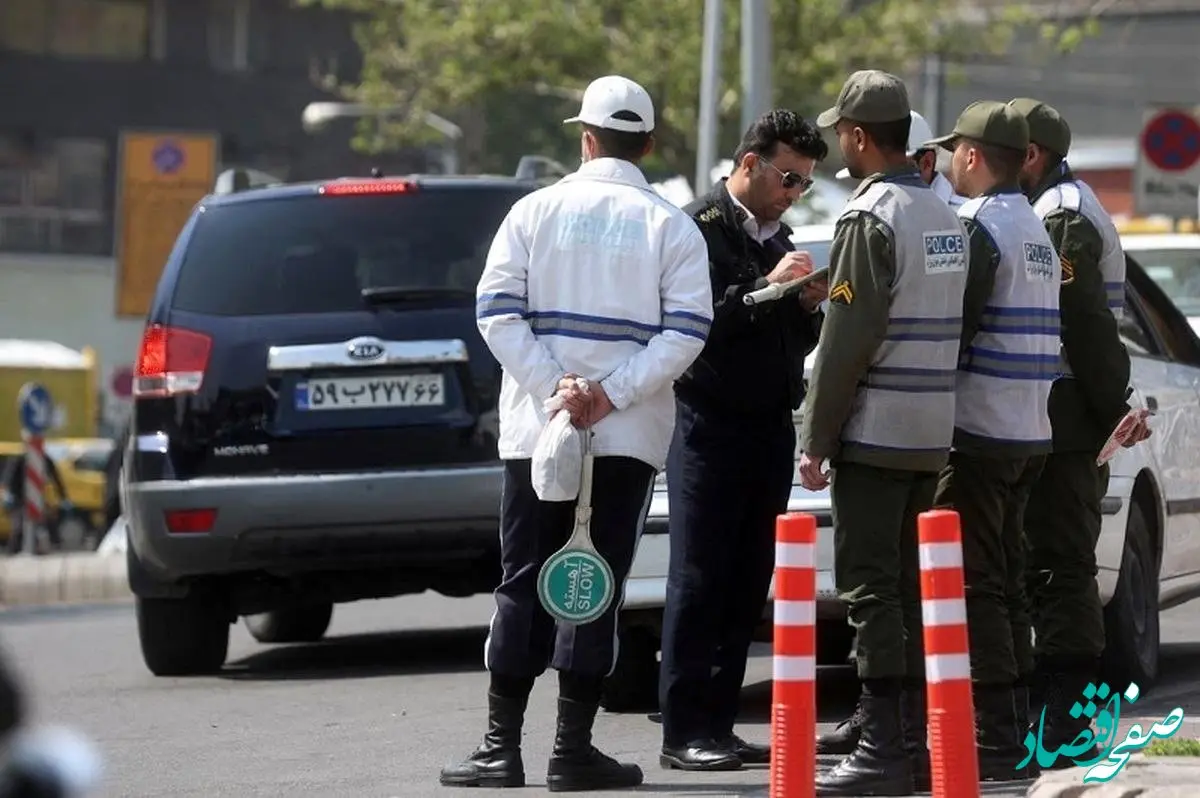 برخورد قاطع با توقف‌های غیرمجاز در تهران | ۳۳۰۰ خودرو راهی پارکینگ شدند