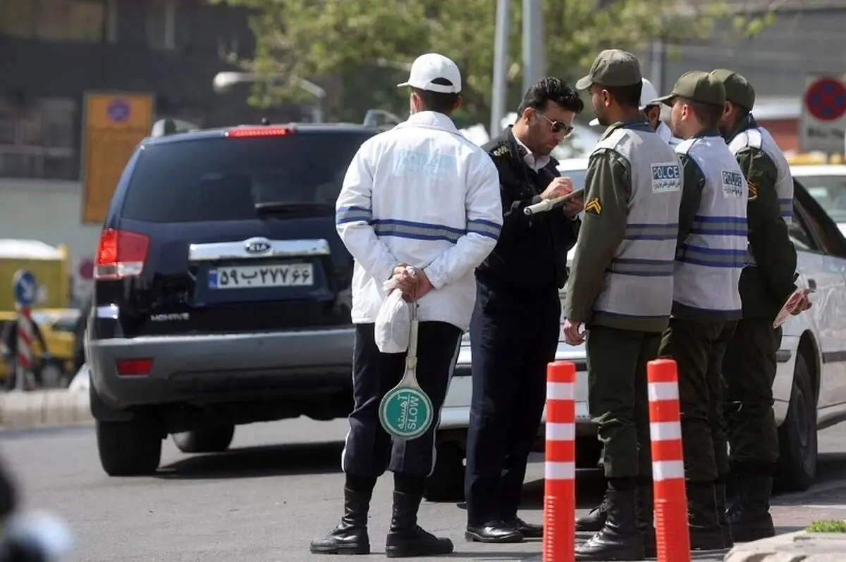 برخورد قاطع با توقف‌های غیرمجاز در تهران | ۳۳۰۰ خودرو راهی پارکینگ شدند