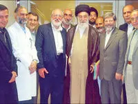 از ماجرای عمل جراحی رهبر انقلاب بدون بیهوشی عمومی تا ماجرای هدیه عبای گران قیمت به رهبری