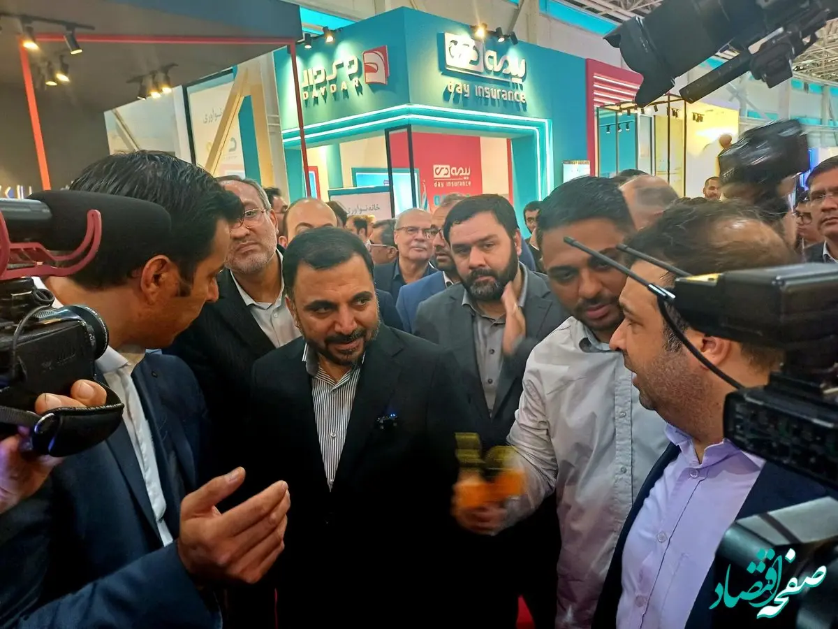 حضور بیمه آرمان در نمایشگاه الکامپ