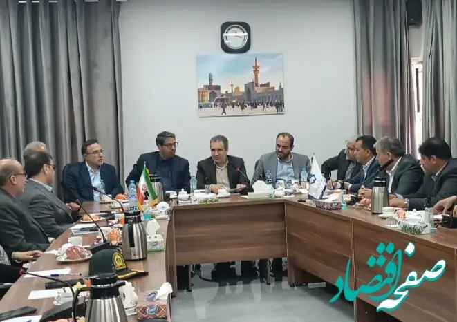 نشست معاون وزیر صمت با فعالان اقتصادی در شهرک صنعتی خیام