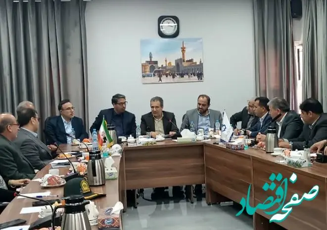 نشست معاون وزیر صمت با فعالان اقتصادی در شهرک صنعتی خیام