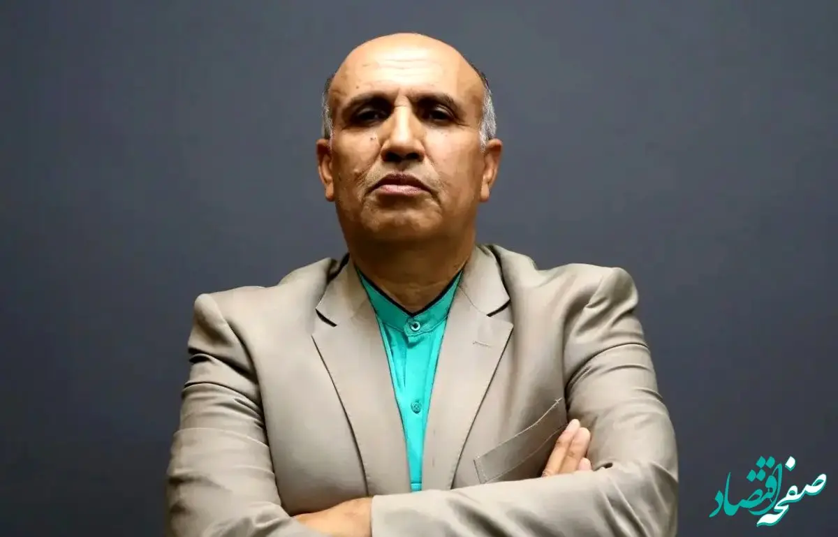 پازوکی: بهتر است با سیاست‌های بخردانه مانع از وقوع جنگ شویم