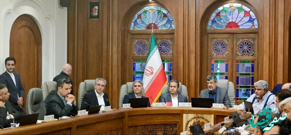 صنایع استان؛ ناترازی های انرژی را جهت طرح در هیات دولت گزارش کنند/ دعوت از فعالان اقتصادی یزد برای حضور در اکسپو 1404