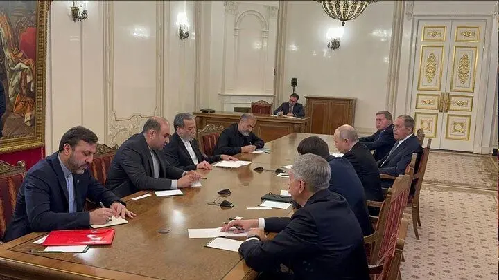 پوتین: پیام رهبر معظم انقلاب ایران را دریافت کردم