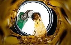 افزایش مصرف بنزین در روزهای ابتدایی فروردین | چرا مصرف بنزین در روزهای ابتدایی نوروز ۱۴۰۴ افزایش یافت؟ | بنزین در فروردین، شتابان‌تر از بهار!