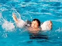 دریا کودک ۶ ساله را جلوی چشمان خانواده اش بلعید 
+ جزئیات 