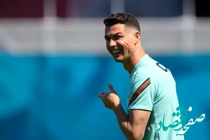 دختر کنار رونالدو کیست؟مترجم یا دخترمدیرعامل پرسپولیس؟