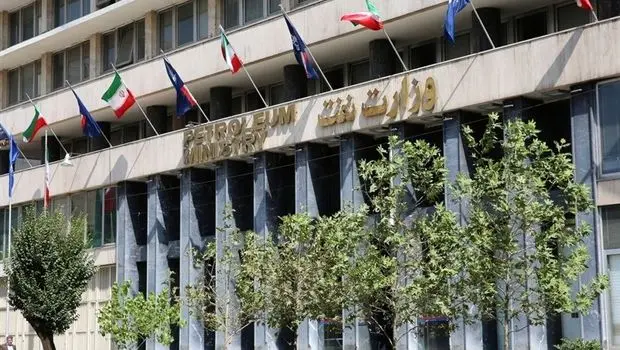 وزارت نفت زیر تیغ انتقاد؛ از قبوض نجومی گاز تا بحران ناترازی انرژی