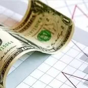 پیش بینی قیمت دلار فردا سه شنبه ۲۱ مرداد ۱۴۰۴ + پیش بینی نوسانات بازار ارز فردا | دلار در چه محدوده ای قرار می گیرد؟ 