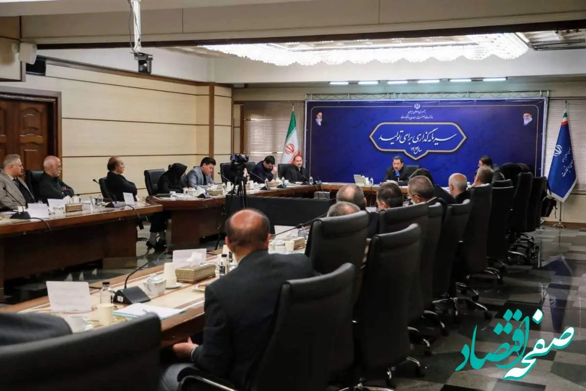 ایران با اتکا به توان داخل و همت فرزندان میهن بر دشمن متجاوز غلبه کرد